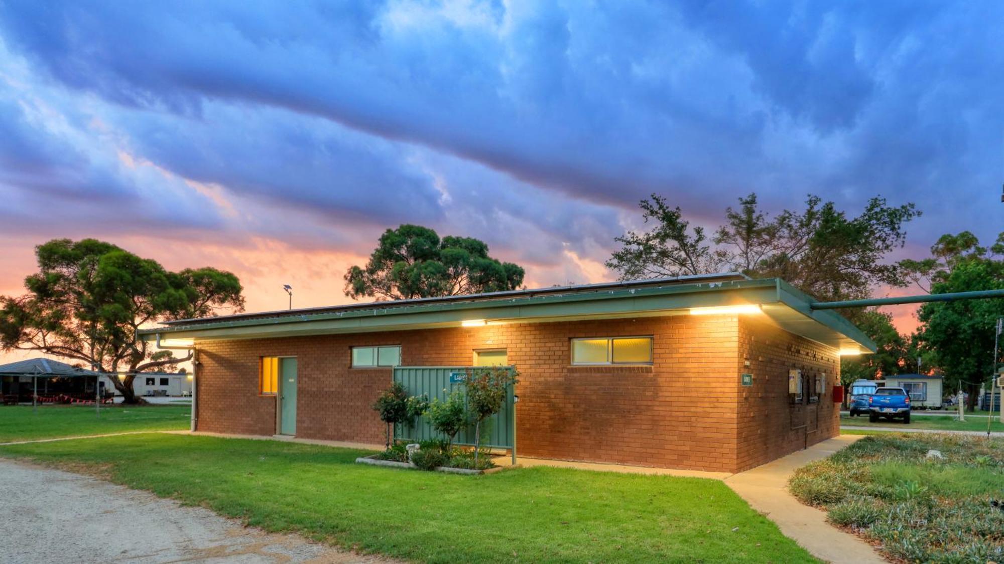 Kerang Holiday Park Esterno foto